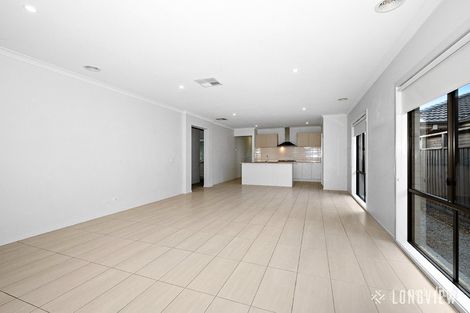 Property photo of 6 Chichester Close Sandhurst VIC 3977