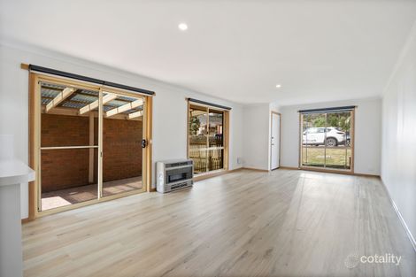 Property photo of 2/50 Haymes Road Mount Clear VIC 3350