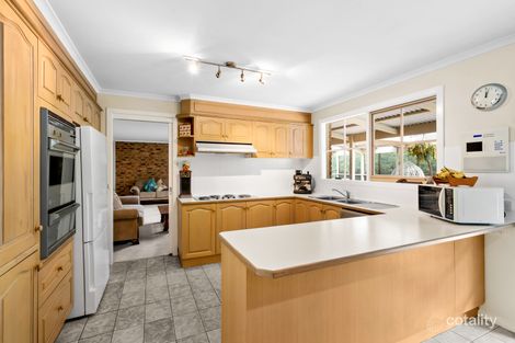 Property photo of 9 Skyline Drive Gisborne VIC 3437