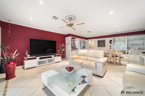 Property photo of 11 Heatherglade Place Melton West VIC 3337