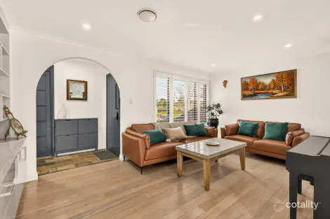 Property photo of 4 Owen Place South Windsor NSW 2756