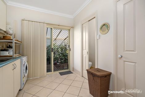Property photo of 17 Carpenter Way Sandstone Point QLD 4511