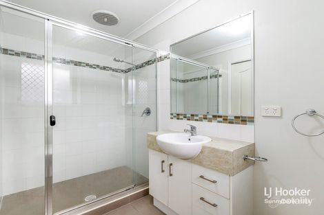 Property photo of 3 Holling Close Kuraby QLD 4112