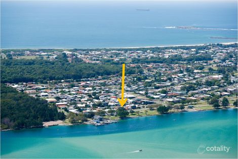 16 Lakeview Pde, Pelican, NSW 2281