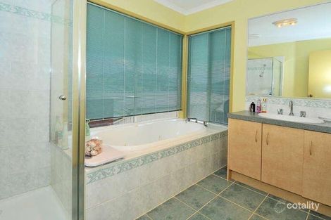 Property photo of 28 Mackellar Drive Roxburgh Park VIC 3064