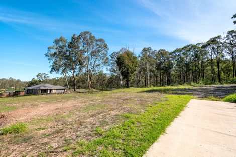 19 Talleyrand Cct, Greta, NSW 2334