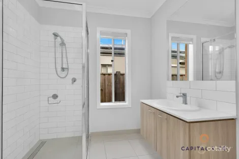 Property photo of 59 Ambrosia Way Beveridge VIC 3753