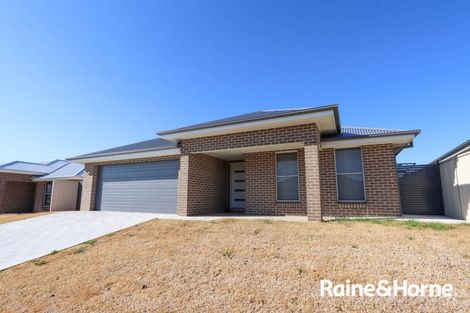 Property photo of 14 Redding Drive Kelso NSW 2795