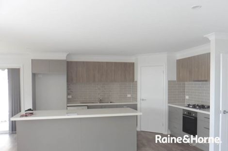 Property photo of 14 Redding Drive Kelso NSW 2795