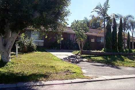 28 Brecknock Way, Girrawheen, WA 6064