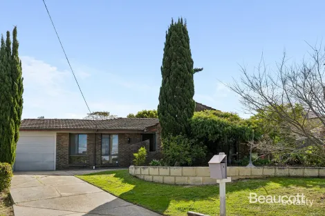 Property photo of 18 Cutter Crescent Beldon WA 6027