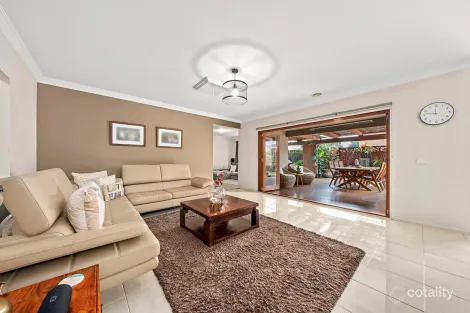 Property photo of 15 Colendy Close Lyndhurst VIC 3975