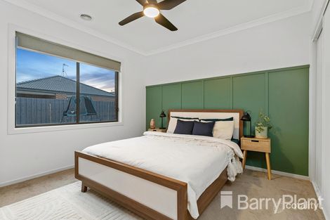 Property photo of 18 Burgess Avenue Armstrong Creek VIC 3217