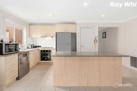 Property photo of 86 Fallingwater Drive Pakenham VIC 3810