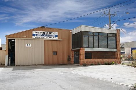 25 Webber Pde, Keilor East, VIC 3033