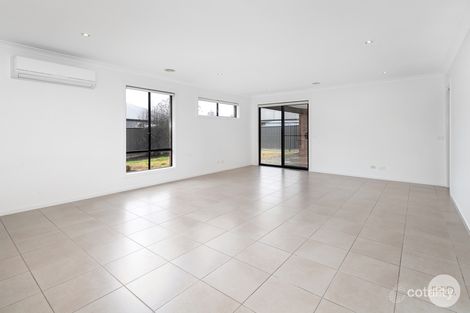 Property photo of 24 Eleanor Drive Lucas VIC 3350