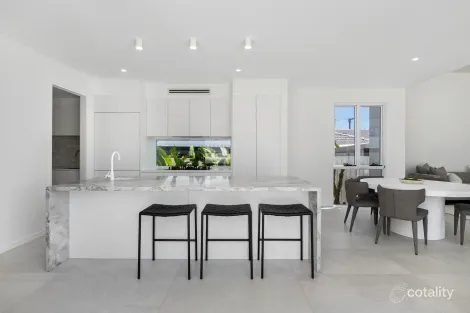 Property photo of 91 Parnki Parade Palm Beach QLD 4221