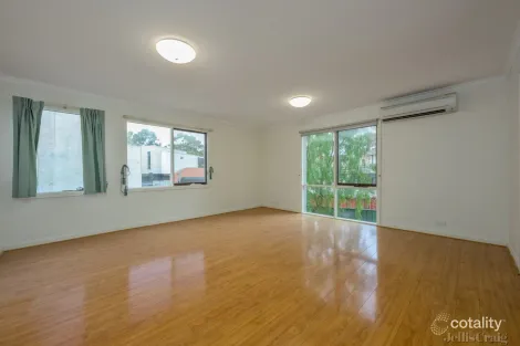 Property photo of 10/339-345 Flemington Road North Melbourne VIC 3051