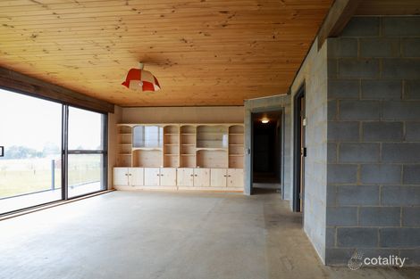 Property photo of 6 Wisemans Lane Newham VIC 3442