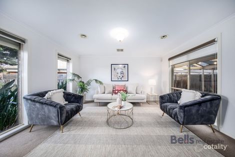 Property photo of 71 Stagecoach Crescent Sydenham VIC 3037