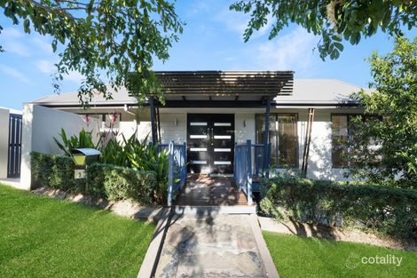 Property photo of 3 Hayles Close Mooroobool QLD 4870