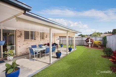 Property photo of 2/4 Magnolia Crescent Banora Point NSW 2486