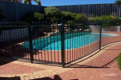 Property photo of 16 Meruka Retreat Hillarys WA 6025