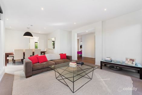 Property photo of 5 Montague Avenue Glen Iris VIC 3146
