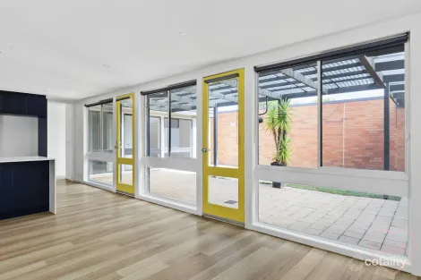 Property photo of 39 Chirnside Circuit Kambah ACT 2902