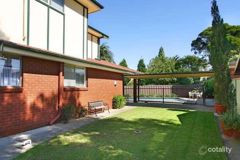 Property photo of 10 Rosalie Crescent Greenacre NSW 2190