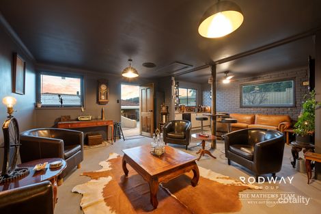 Property photo of 15 Onyx Road Mount Richon WA 6112