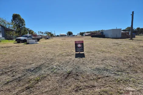 3 Barr St, Hivesville, QLD 4612