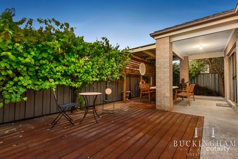 Property photo of 73 Bridgehaven Drive Craigieburn VIC 3064