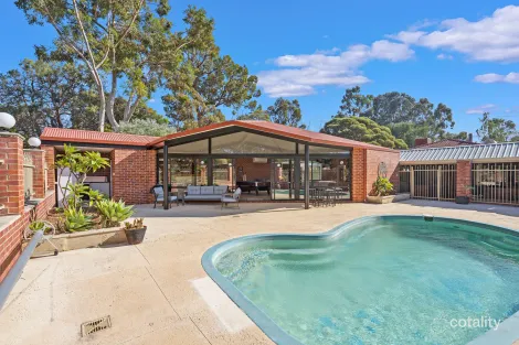 Property photo of 16 Hillview Close Serpentine WA 6125