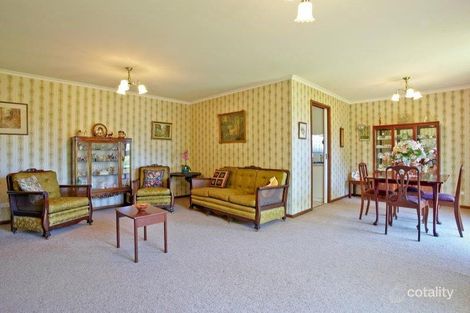 Property photo of 36 Lyndhurst Crescent Box Hill North VIC 3129