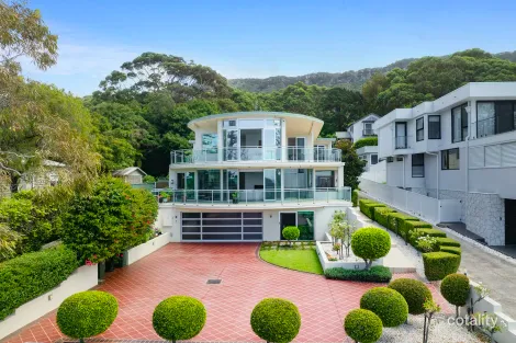 2a Lawrence Hargrave Dr, Austinmer, NSW 2515