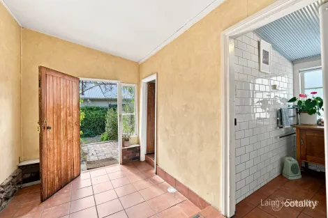 Property photo of 175 Marsh Street Armidale NSW 2350