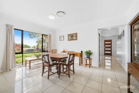 Property photo of 32-34 White Place Kooralbyn QLD 4285