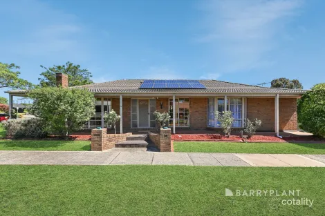 24 St Boswells Ave, Berwick, VIC 3806