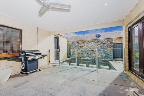 Property photo of 4 Penrose Promenade Tarneit VIC 3029