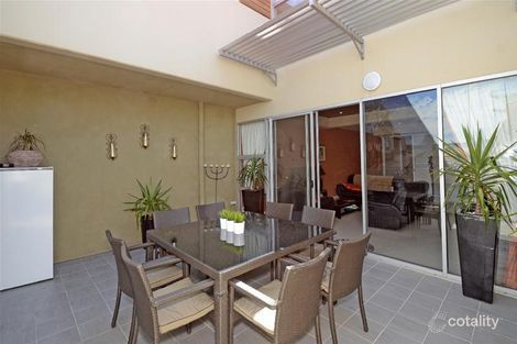 Property photo of 2/10 Moseley Street Glenelg SA 5045