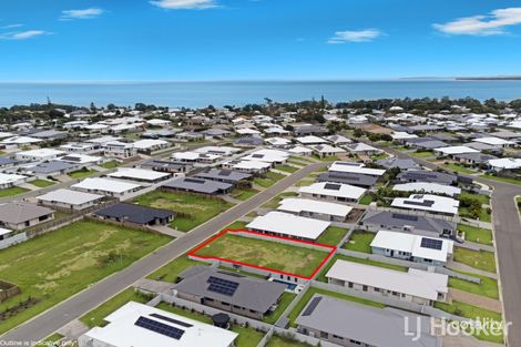 14 Quarterdeck Ave, Pialba, QLD 4655