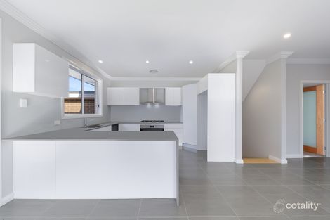 Property photo of 36 Jennings Crescent Spring Farm NSW 2570