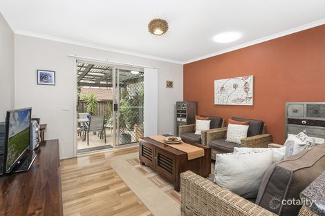 Property photo of 13/4 Owen Jones Row Menai NSW 2234