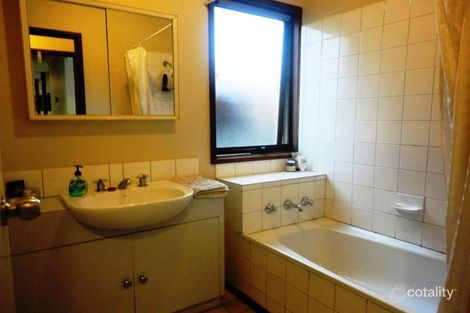 Property photo of 20 Bottlebrush Drive Hoppers Crossing VIC 3029