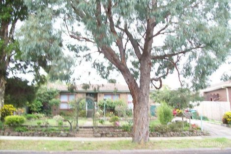 12 Isaac Smith Cres, Endeavour Hills, VIC 3802