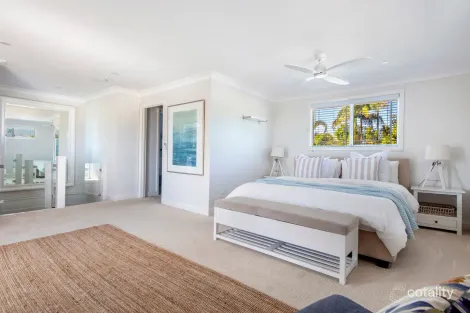 Property photo of 24 Glenelg Avenue Mermaid Beach QLD 4218