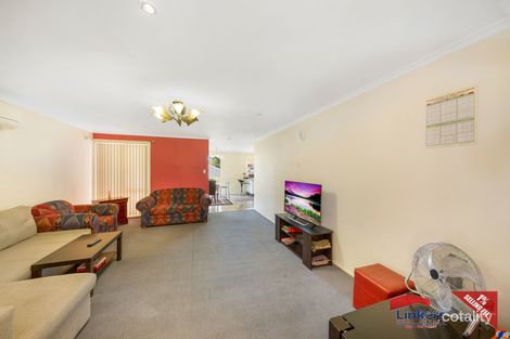 Property photo of 33 McLaren Place Ingleburn NSW 2565