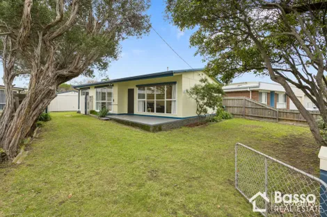 104 John St, Tootgarook, VIC 3941