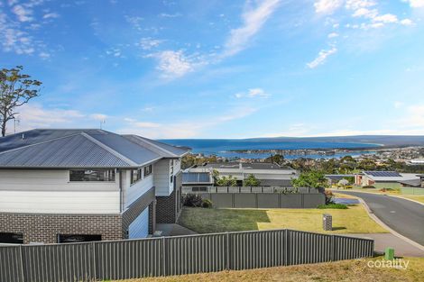 Property photo of 77 The Crest Mirador NSW 2548